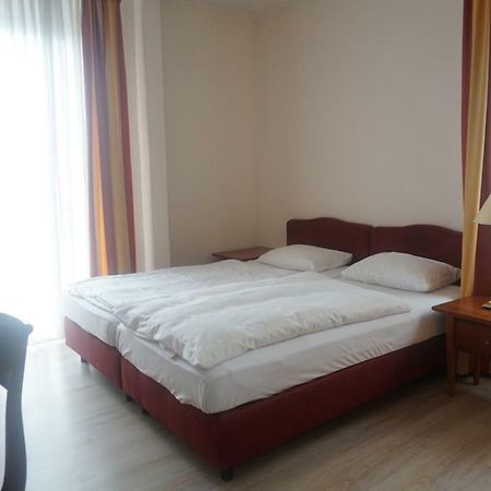 Hotel-Events Adlerpalast Rüsselsheim Kültér fotó