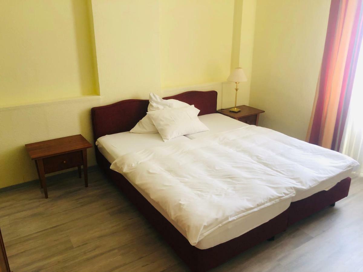 Hotel-Events Adlerpalast Rüsselsheim Kültér fotó