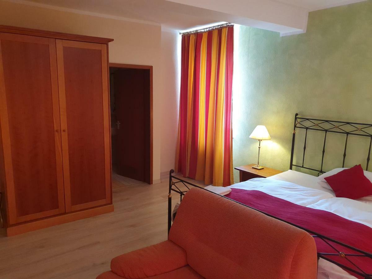Hotel-Events Adlerpalast Rüsselsheim Kültér fotó