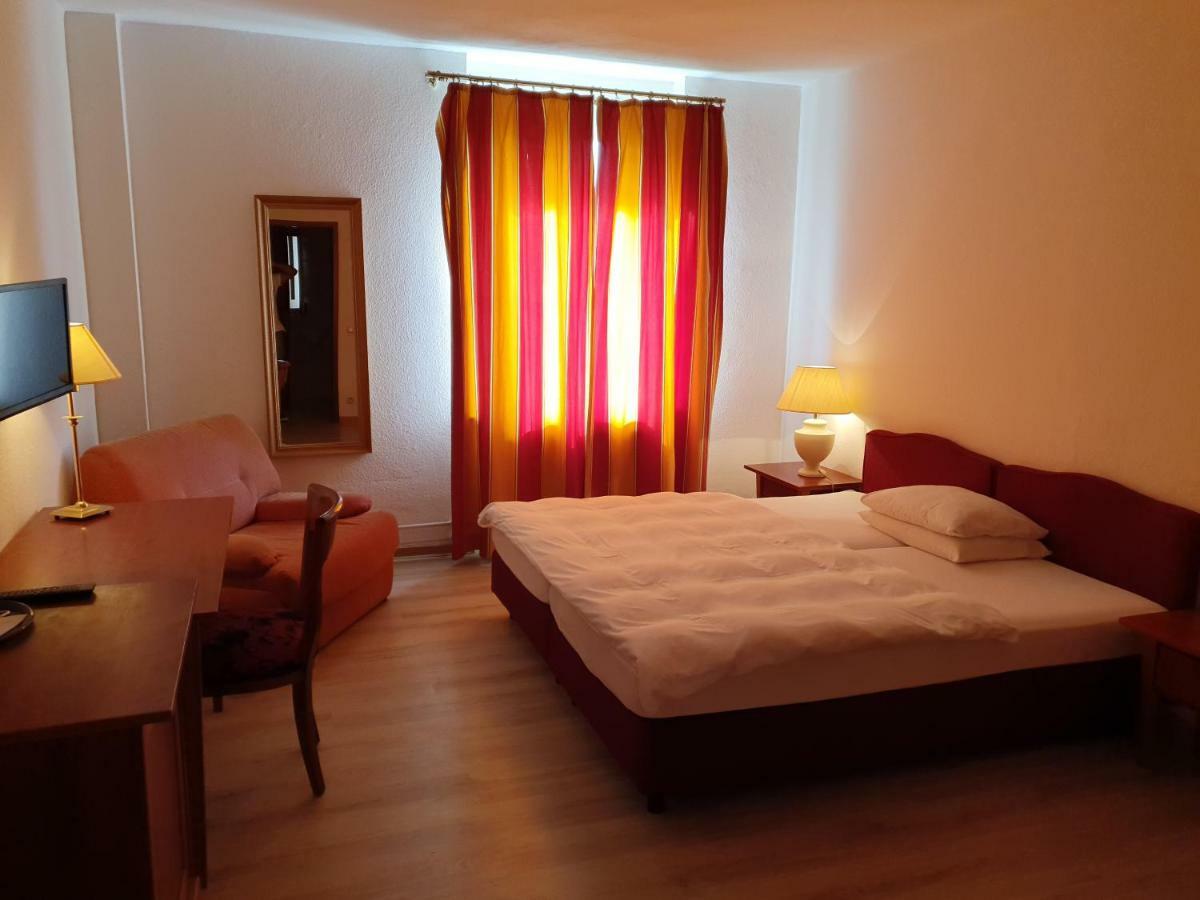 Hotel-Events Adlerpalast Rüsselsheim Kültér fotó