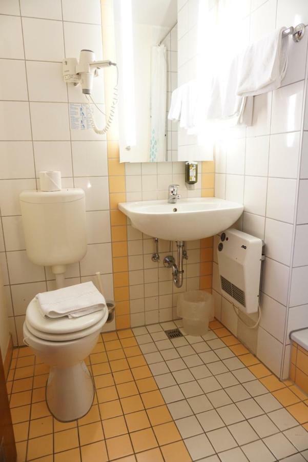 Hotel-Events Adlerpalast Rüsselsheim Kültér fotó
