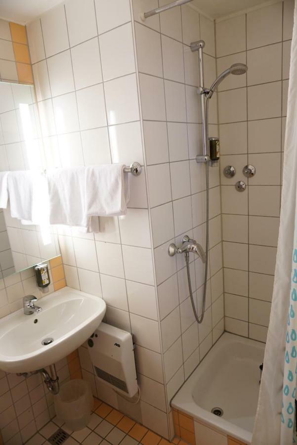 Hotel-Events Adlerpalast Rüsselsheim Kültér fotó